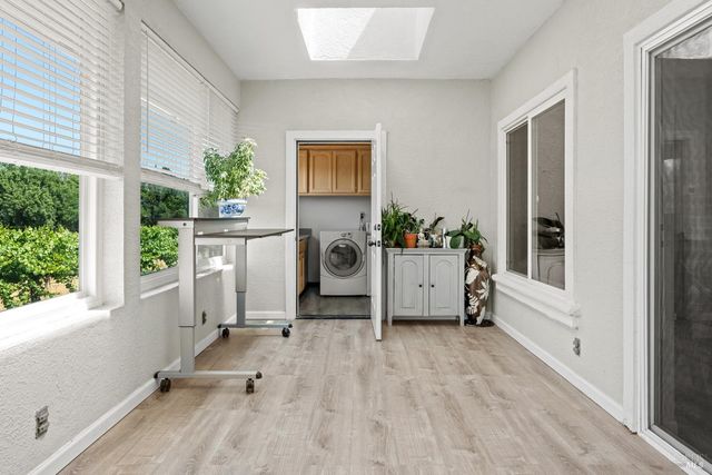 9790 East Rd, Redwood Valley, CA 95470