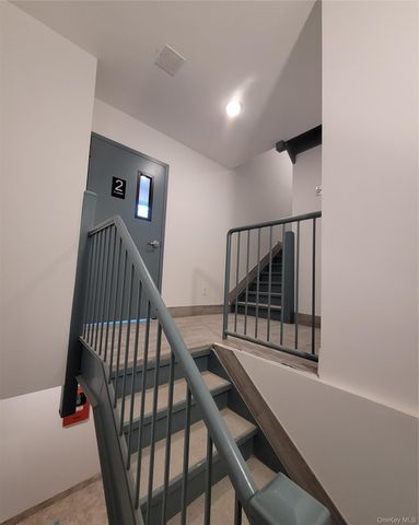 3550 Laconia Avenue, Bronx, NY 10469