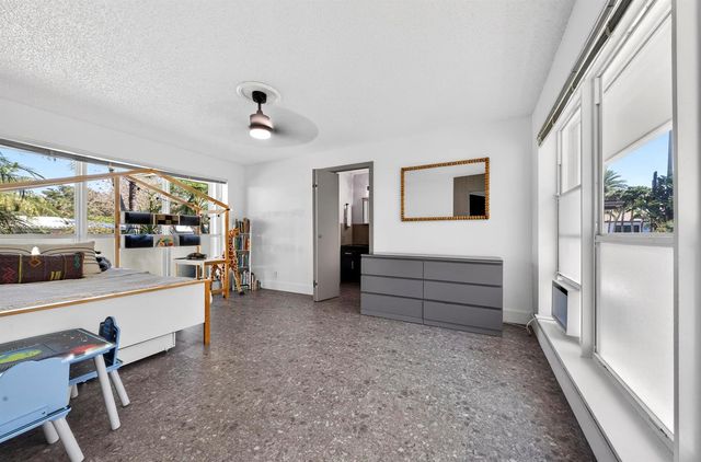 2630 NE 25th Street, Lighthouse Point, FL 33064