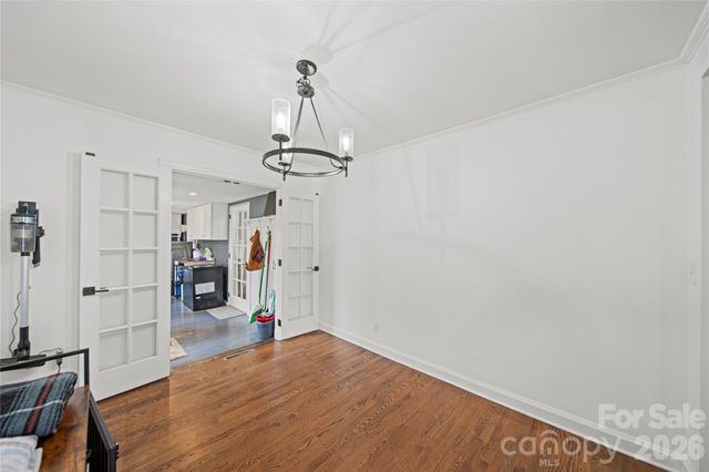 600 Mcadenville Road, Lowell, NC 28098