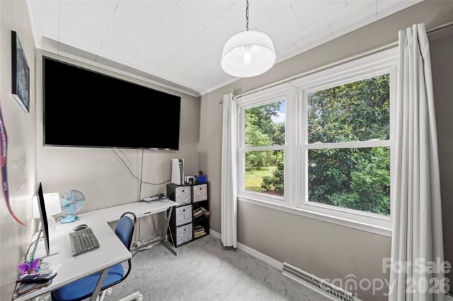600 Mcadenville Road, Lowell, NC 28098