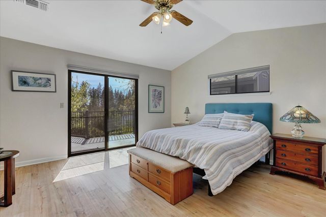 195 Cypress Hill Dr, Grass Valley, CA 95945