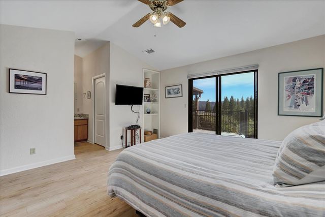 195 Cypress Hill Dr, Grass Valley, CA 95945