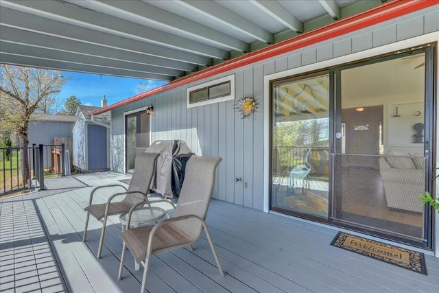 195 Cypress Hill Dr, Grass Valley, CA 95945