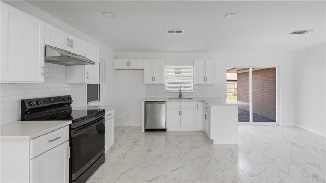 9109 Lugary Drive, Houston, TX 77074