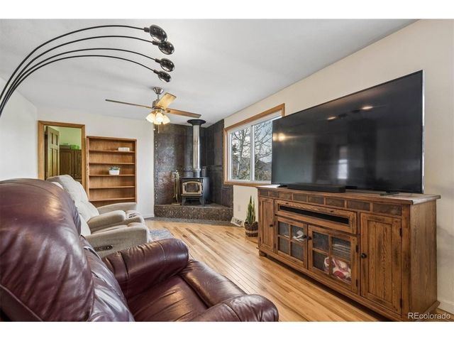 15815 W 2nd Ave, Golden, CO 80401