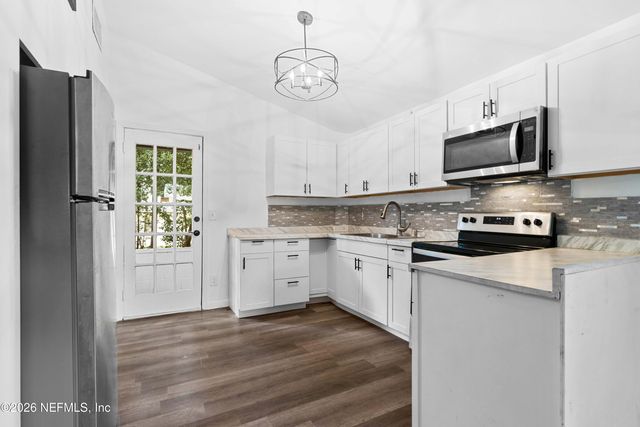 1725 PROSPECT Street, Jacksonville, FL 32208