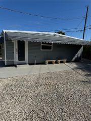 9600 SW 164th Street 1, Miami, FL 33157