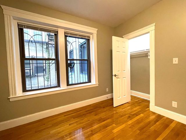 660 Huntington Avenue 17, Boston, MA 02115