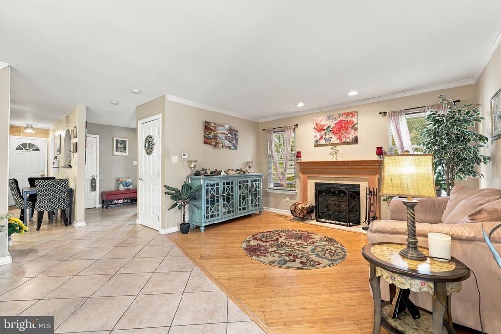 53 DIS CT, SEWELL, NJ 08080 — photo 5