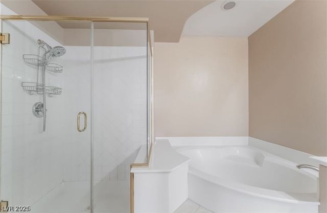 6657 Shadow Cove Avenue, Las Vegas, NV 89139
