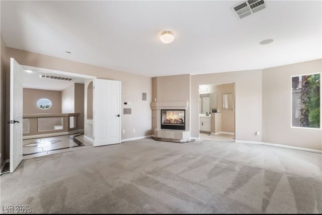 6657 Shadow Cove Avenue, Las Vegas, NV 89139