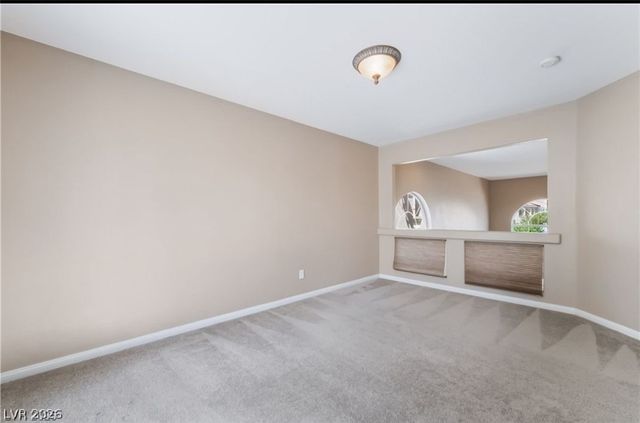 6657 Shadow Cove Avenue, Las Vegas, NV 89139
