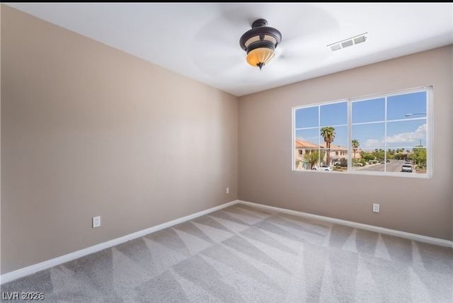 6657 Shadow Cove Avenue, Las Vegas, NV 89139