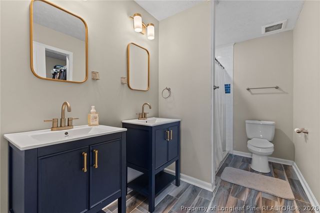 6873 Kingsgate Drive, Fayetteville, NC 28314