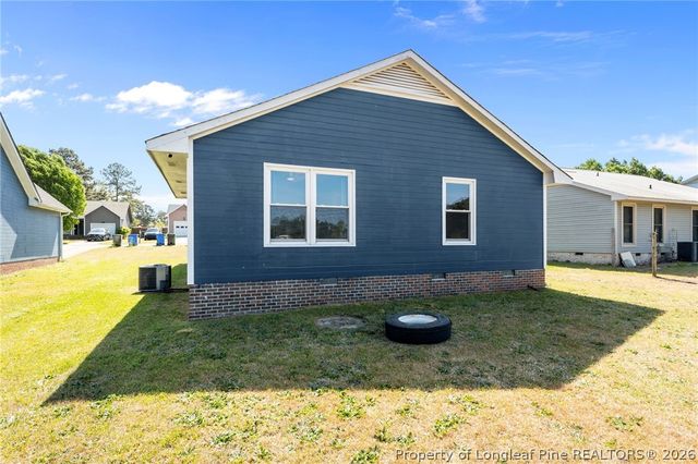 6873 Kingsgate Drive, Fayetteville, NC 28314