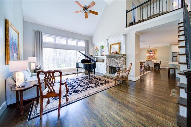 7085 Wakehurst Place, Cumming, GA 30040