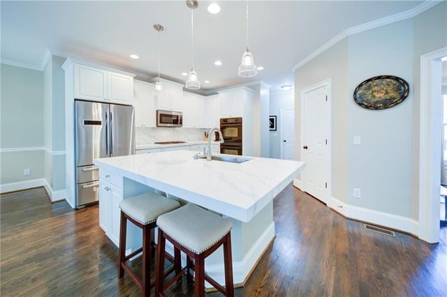 7085 Wakehurst Place, Cumming, GA 30040