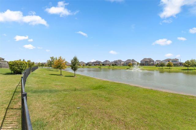 412 Stratus View Court, Katy, TX 77493