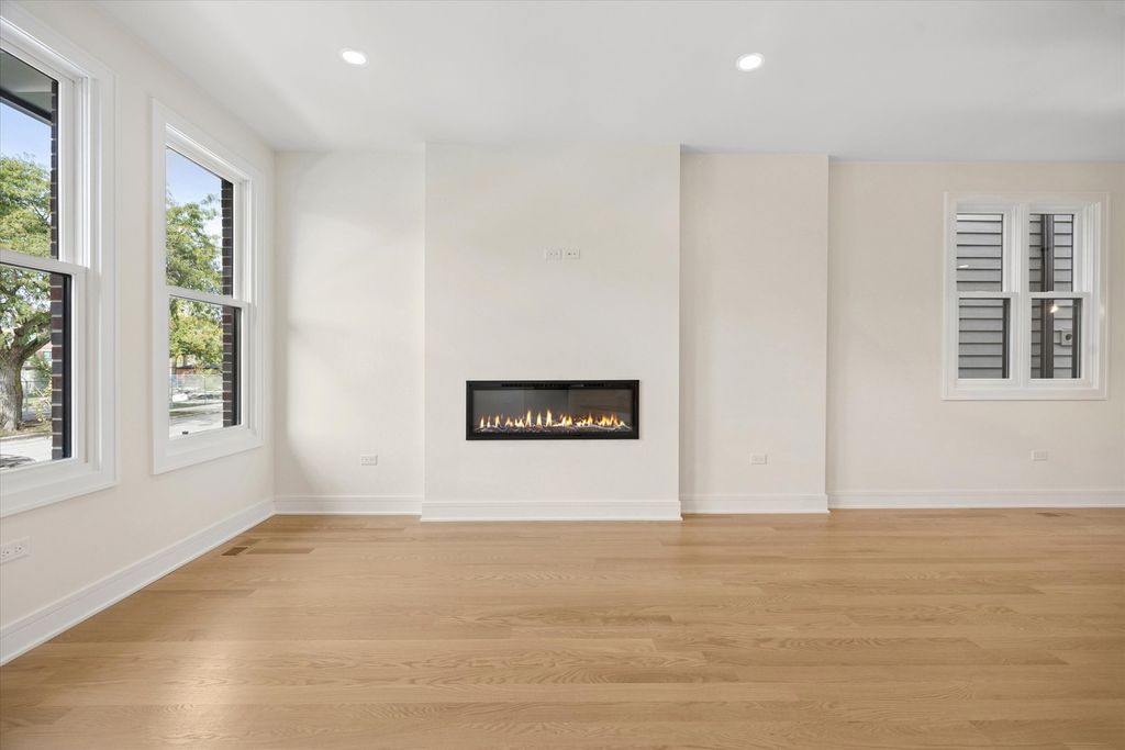 3319 S PRAIRIE Avenue, Chicago, IL 60616 — photo 4