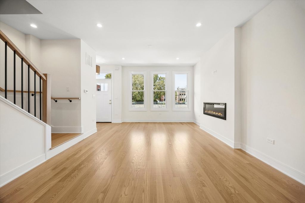 3319 S PRAIRIE Avenue, Chicago, IL 60616 — photo 5