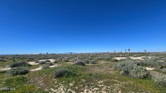 120th St East & Ave F-6, Lancaster, CA 93535