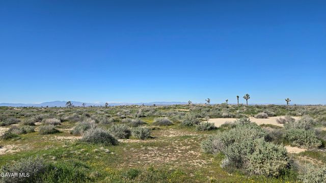 120th St East & Ave F-6, Lancaster, CA 93535