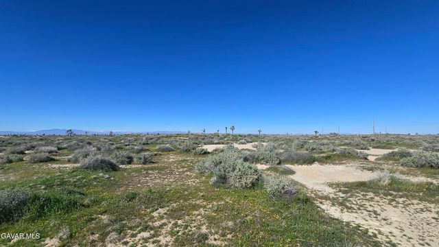 120th St East & Ave F-6, Lancaster, CA 93535