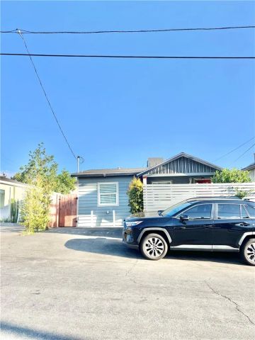 7110 Valmont, Tujunga, CA 91042