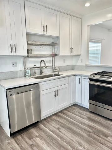 7110 Valmont, Tujunga, CA 91042