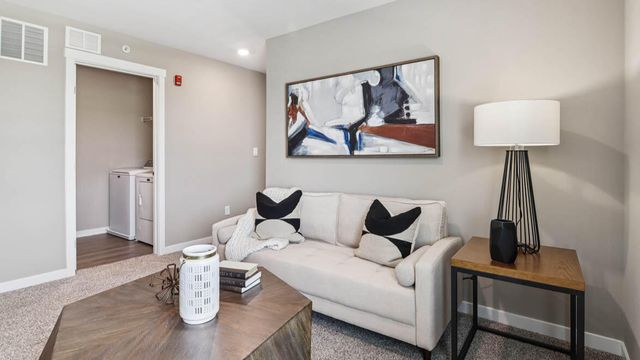 9032 Remington Way, St. John, IN 46373