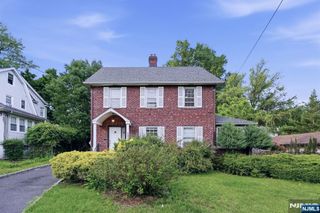 285 Hudson Avenue, Englewood, NJ 07631