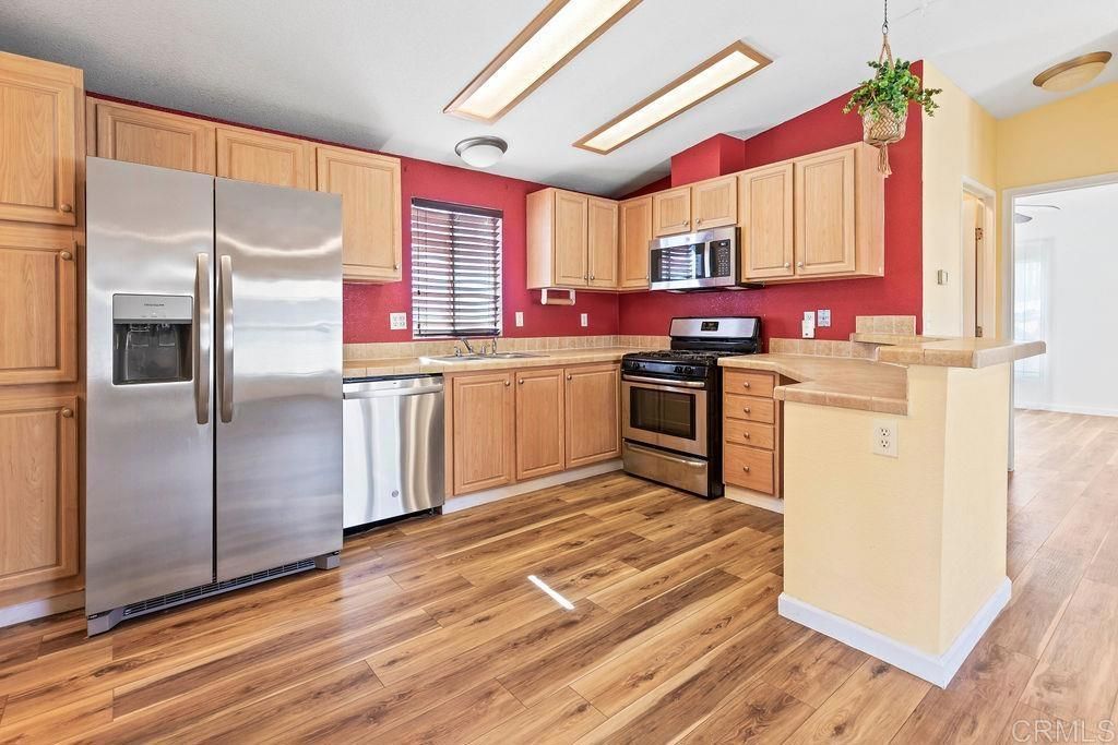 300 Thornton Dr 5, El Cajon, CA 92021 — exterior