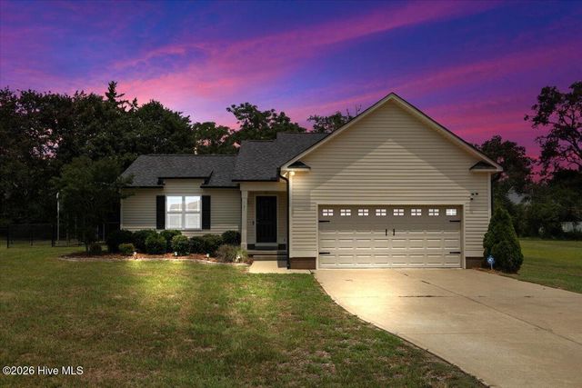 124 Dobbs County Courthouse Road, La Grange, NC 28551