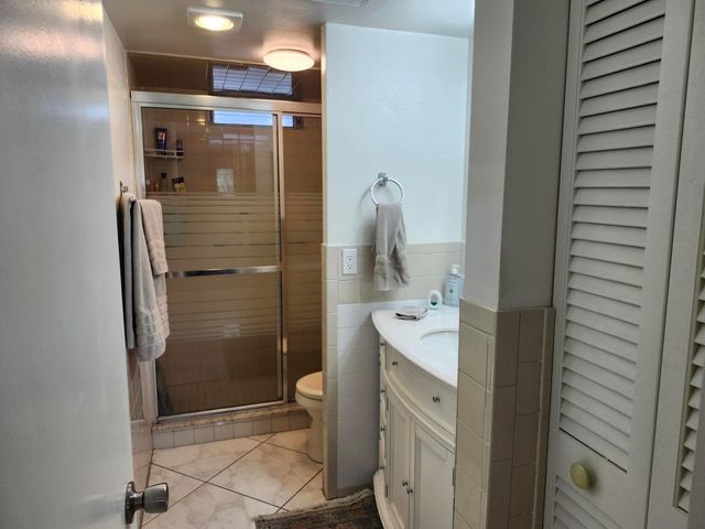 2300 NE 1st Lane 309, Boynton Beach, FL 33435