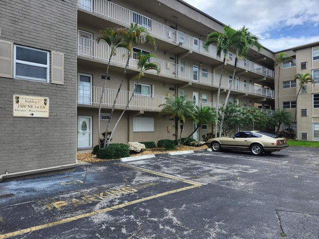 2300 NE 1st Lane 309, Boynton Beach, FL 33435