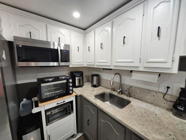 2300 NE 1st Lane 309, Boynton Beach, FL 33435