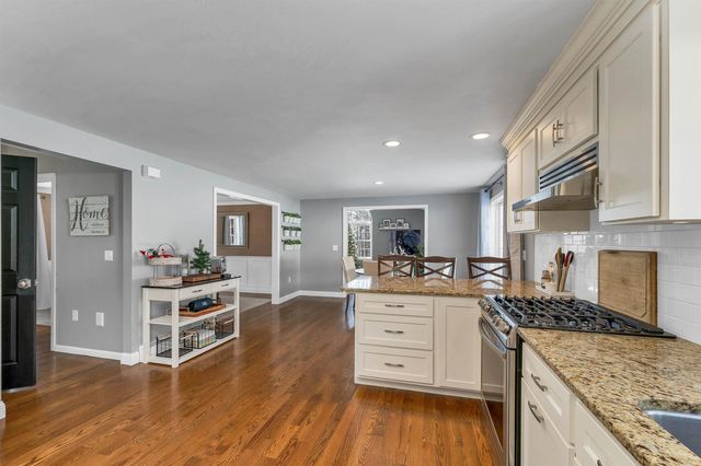 46 Goodhue Road, Derry, NH 03038