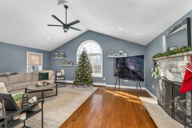 46 Goodhue Road, Derry, NH 03038