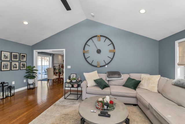 46 Goodhue Road, Derry, NH 03038