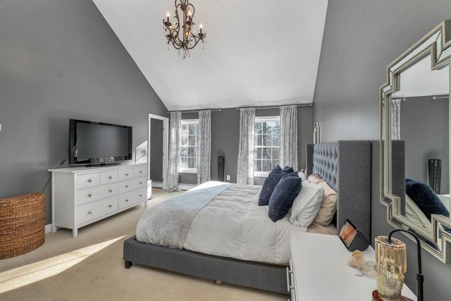 46 Goodhue Road, Derry, NH 03038