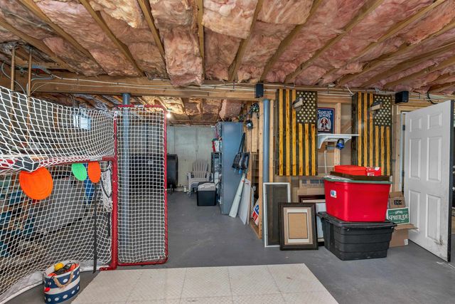 46 Goodhue Road, Derry, NH 03038