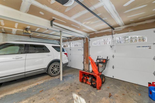 46 Goodhue Road, Derry, NH 03038