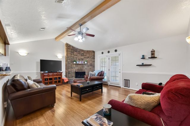 1110 Brookhollow Drive, Deer Park, TX 77536