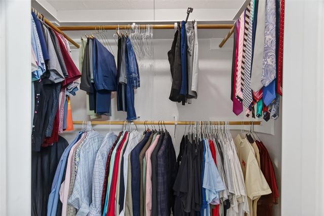 1110 Brookhollow Drive, Deer Park, TX 77536