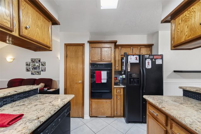 1110 Brookhollow Drive, Deer Park, TX 77536