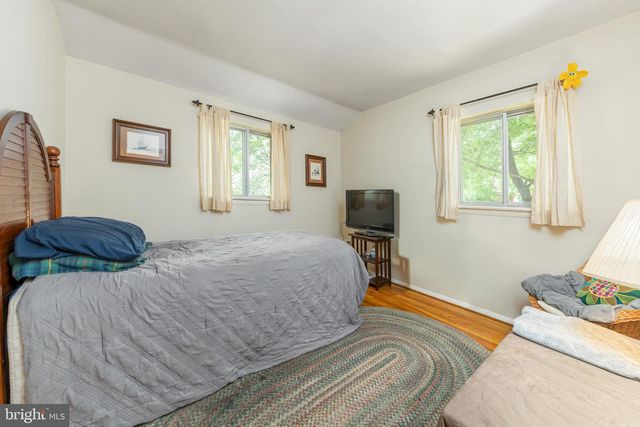 31 SILVER BIRCH RD, Blackwood, NJ 08012