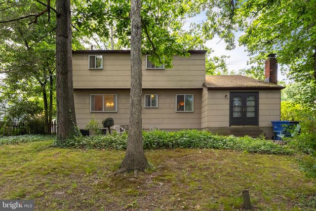 31 SILVER BIRCH RD, Blackwood, NJ 08012
