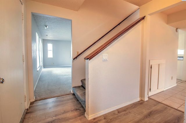 2135 Blue Jay Ln, West Richland, WA 99353