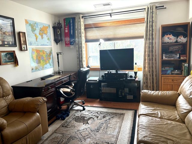 9529 Bronx Avenue 401, Skokie, IL 60077